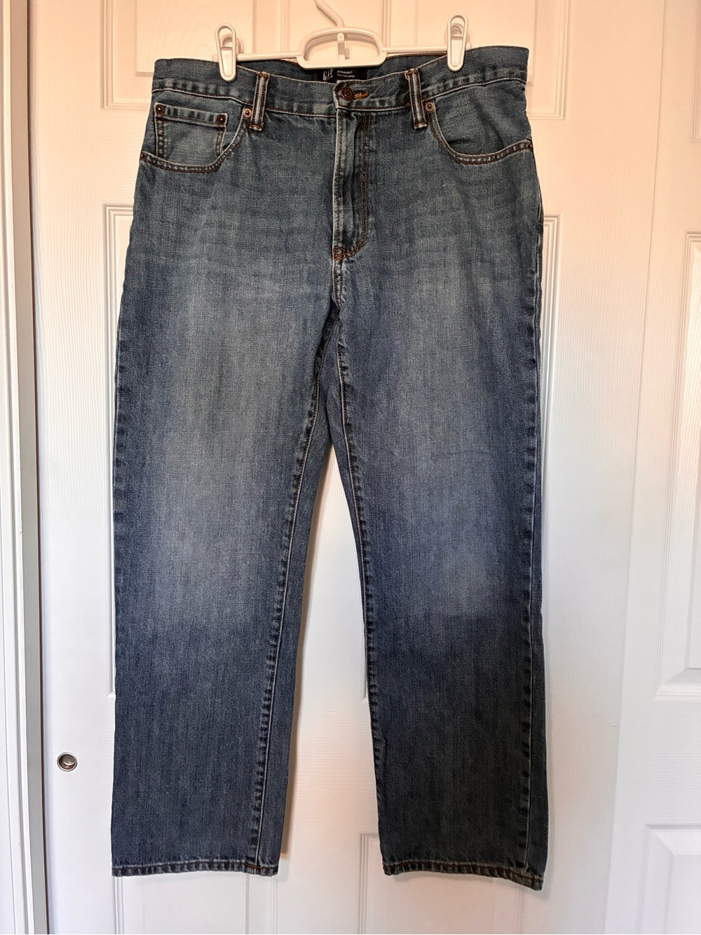 Gap Denim Blue Jeans Straight Fit Men’s 33 x 30 Gap for Good 100% Cotton EUC
